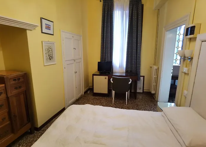 Nocleg ze śniadaniem Palazzo Eugenia - Minelli Wenecja