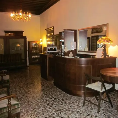 Palazzo Eugenia - Minelli Отель типа 